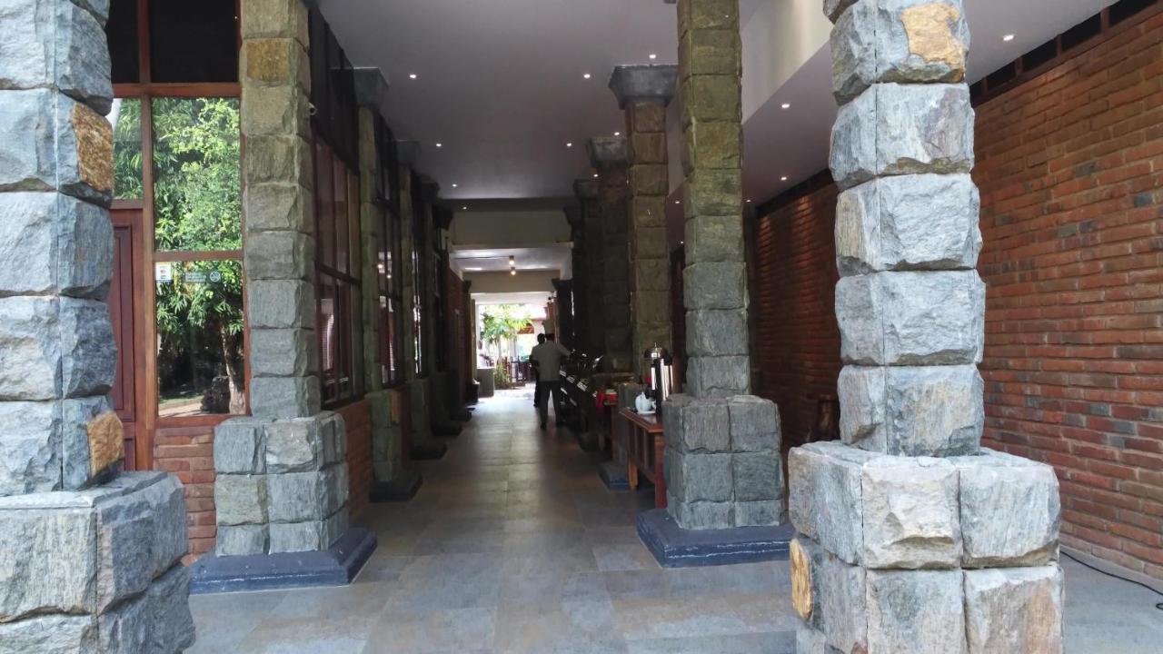 Avasta Resort And Spa Анурадхапура Екстериор снимка