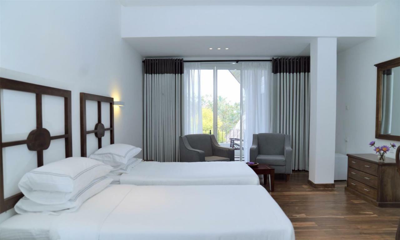 Avasta Resort And Spa Анурадхапура Екстериор снимка