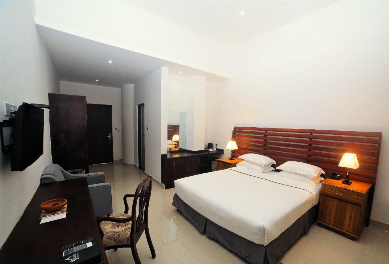 Avasta Resort And Spa Анурадхапура Екстериор снимка