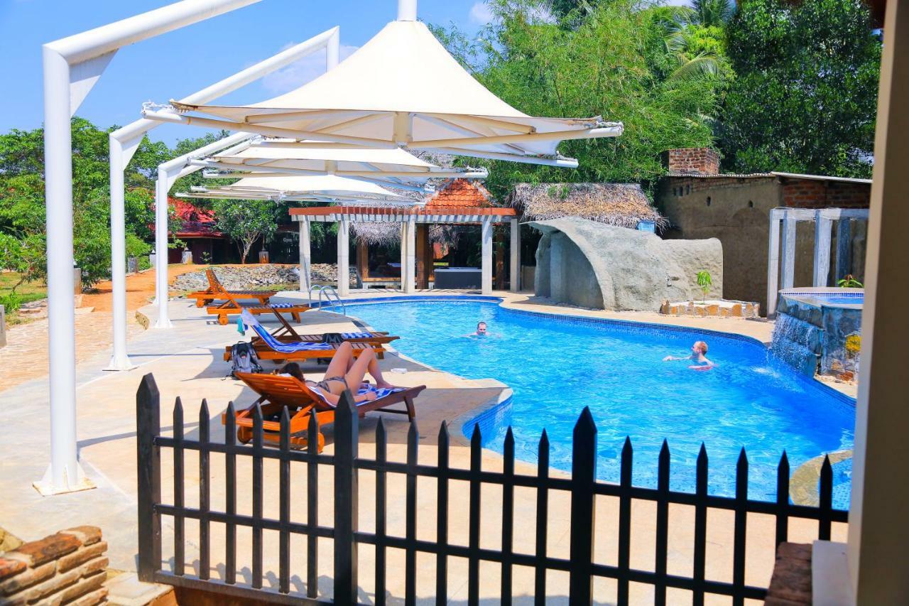 Avasta Resort And Spa Анурадхапура Екстериор снимка